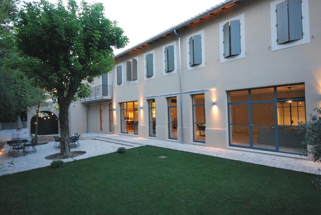 La Magnanerie De L'Isle B&B LʼIsle-sur-la-Sorgue Exterior foto